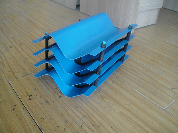 S波收水器